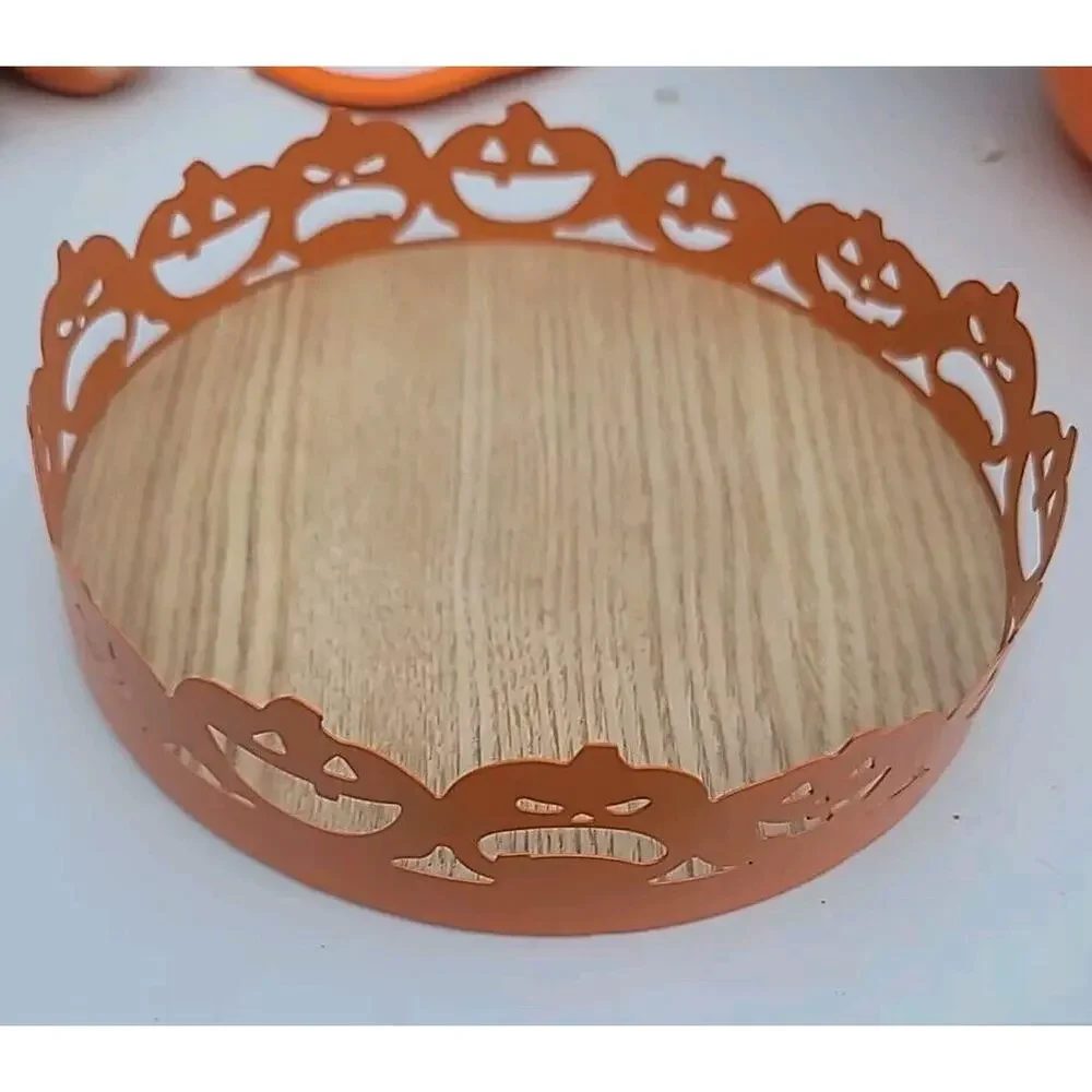 New 2022 Target Bullseye Playground Halloween Tray Orange Pumpkins Free Shipping